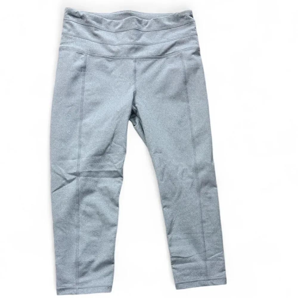 Prana Gray Capri Leggings
